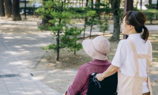iDeCoもNISAもやっています。ただ半額になってもゼロになっても問題ないです①